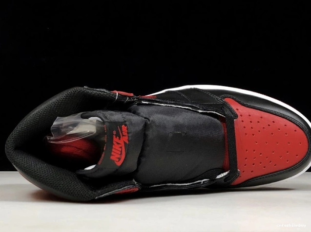 Air High OG Retro 1 Jordan Banned 555088-001 1202